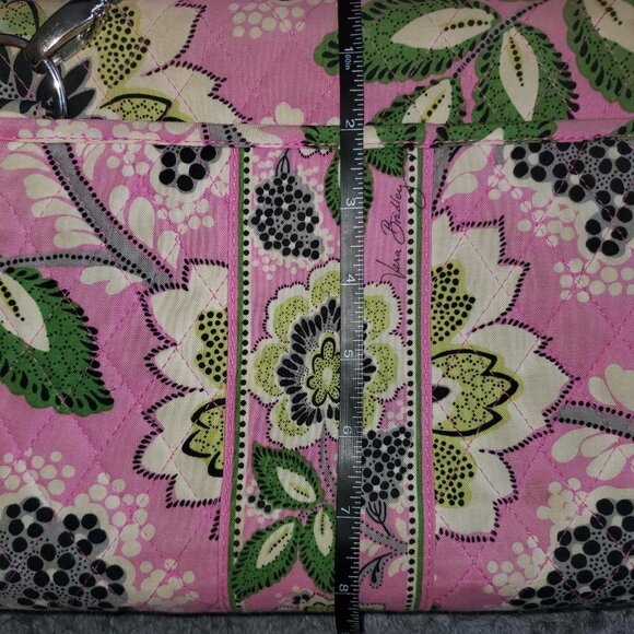 Vera Bradley Laptop Tablet Case- Priscilla Pink Pattern - Picture 4 of 15